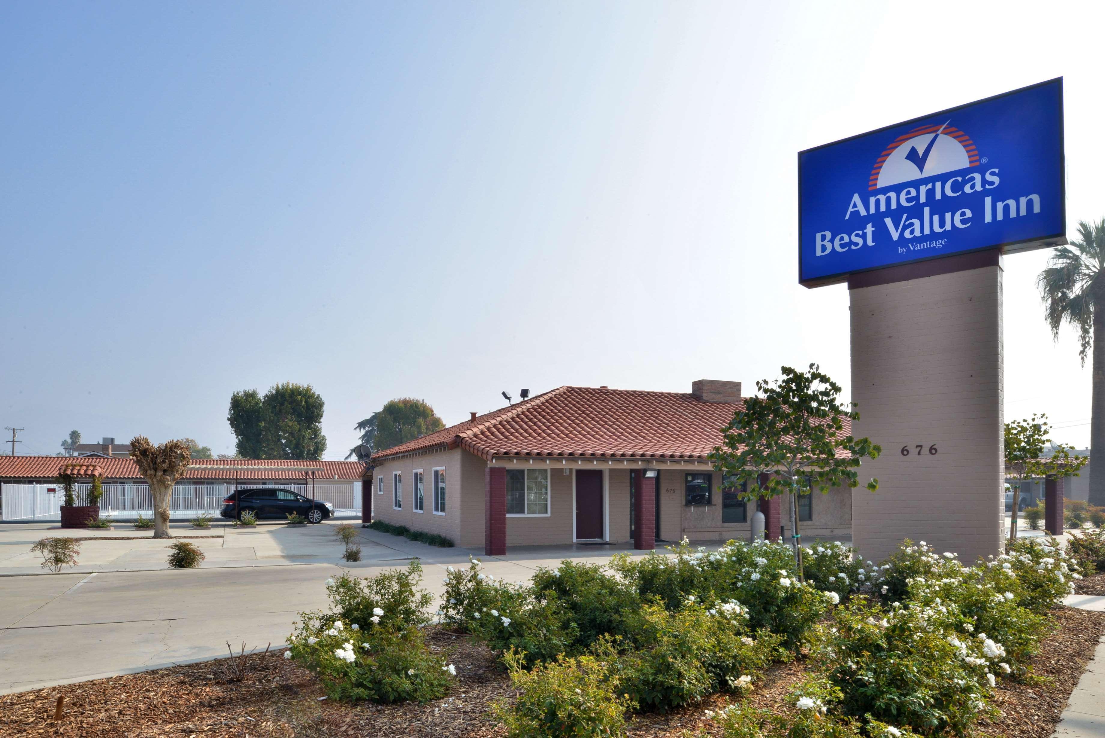 Americas Best Value Inn - Porterville Exterior photo