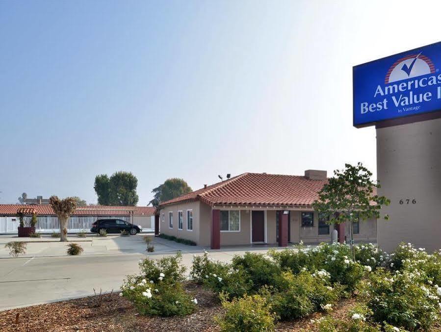 Americas Best Value Inn - Porterville Exterior photo